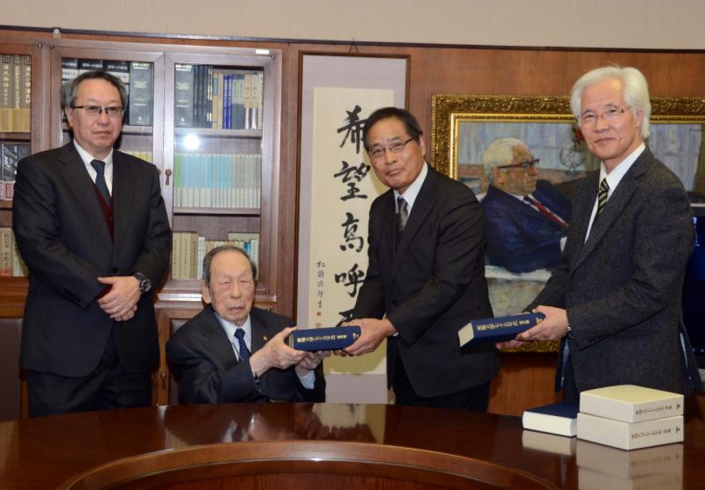 東海大学七十五年史』が完成 : 東海大学新聞WEB版