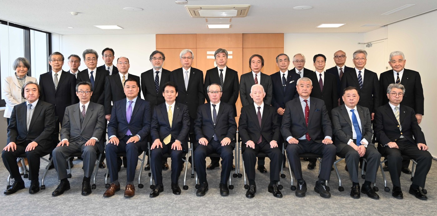 東海大学名誉教授記・学校法人東海大学名誉顧問記を授与 東海大学新聞WEB版